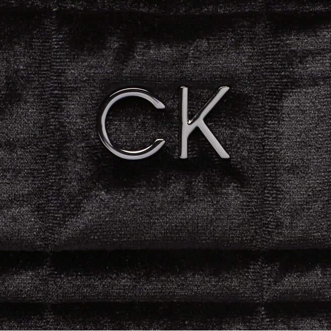 Calvin Klein Дамска чанта Calvin Klein Re-Lock Camera Bag Velvet K60K610203 BAX
