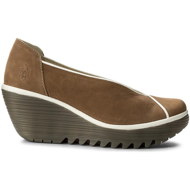 Fly clearance london yuca