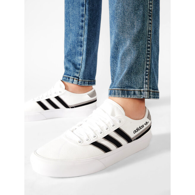 adidas Cipő adidas Delpala FY7467 Ftwwht/Cblack/Chsogr
