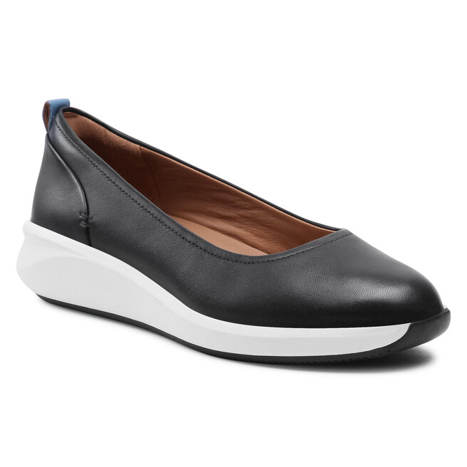 Un rio step clarks store