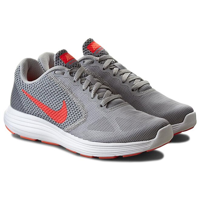 Nike revolution orange discount
