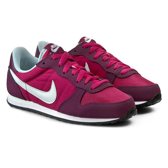 Wmns hot sale nike genicco