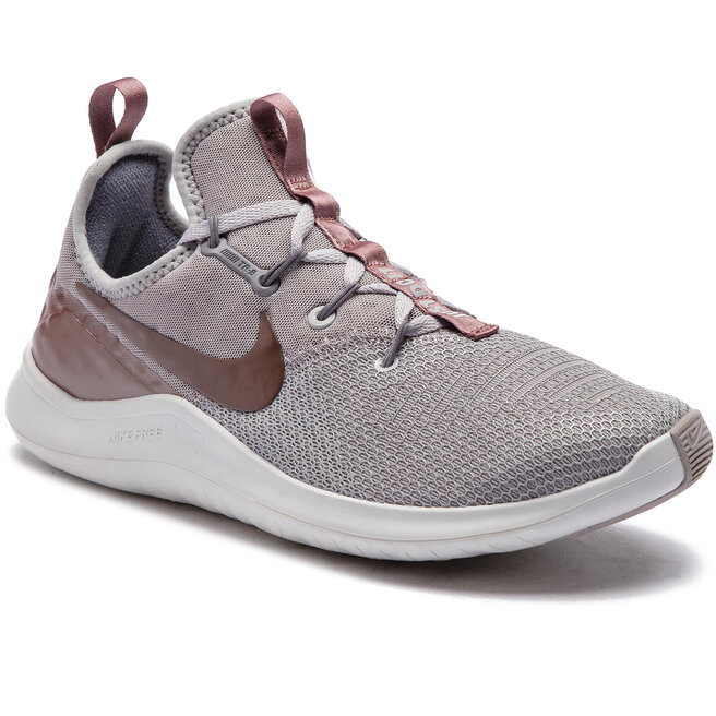 Nike free tr 8 weiß 2025