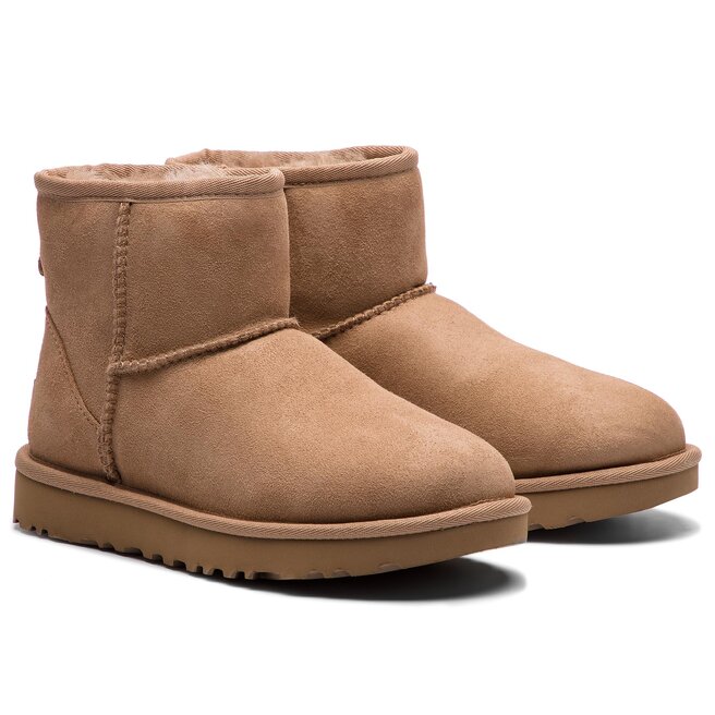 Fawn store color uggs