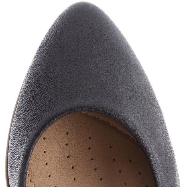 Clarks mena bloom black store