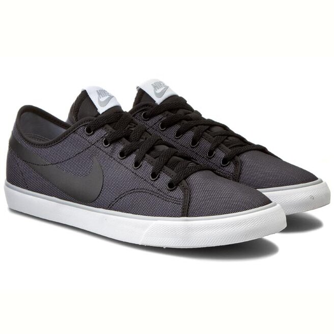 Nike scarpe basse top
