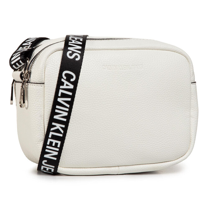 Sac à main Calvin Klein Jeans Double Zip Camera Bag Lw K60K607192 YAF •  