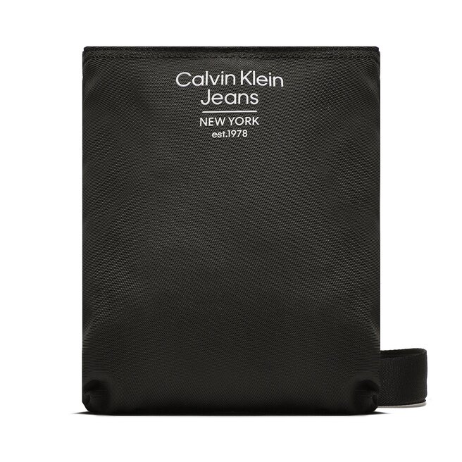 Geantă crossover Calvin Klein Jeans Sport Essentials Flatpack 18 Est K50K510102 BDS BDS imagine noua