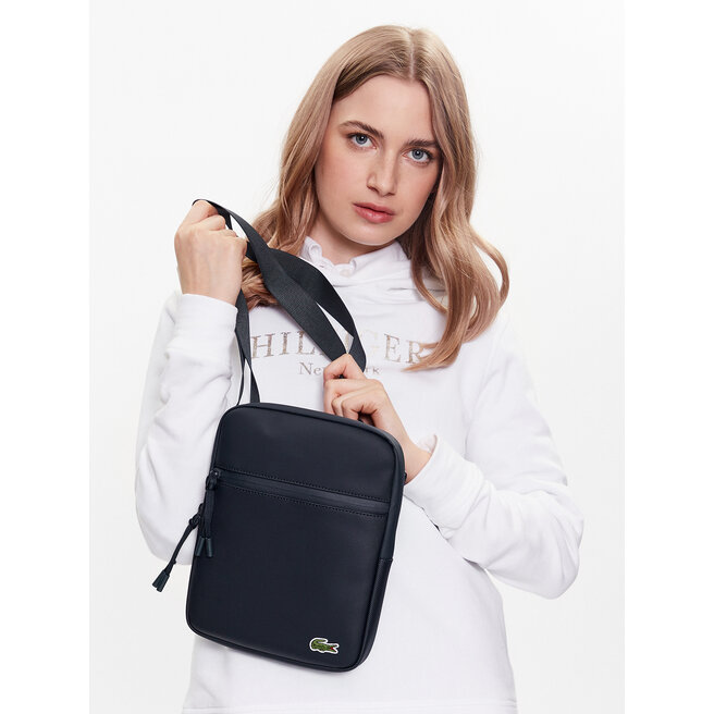 Saszetka Lacoste M Flat Crossover Bag NH3308LV Niebieski -