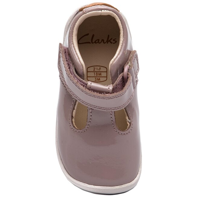 clarks roamer go