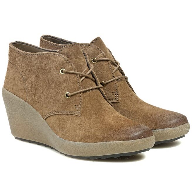 Clarks nice melody clearance