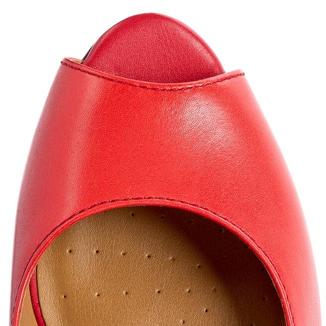 Clarks sales brielle april