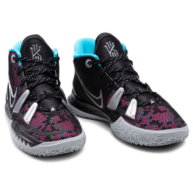 Kyrie 5 discount metallic silver
