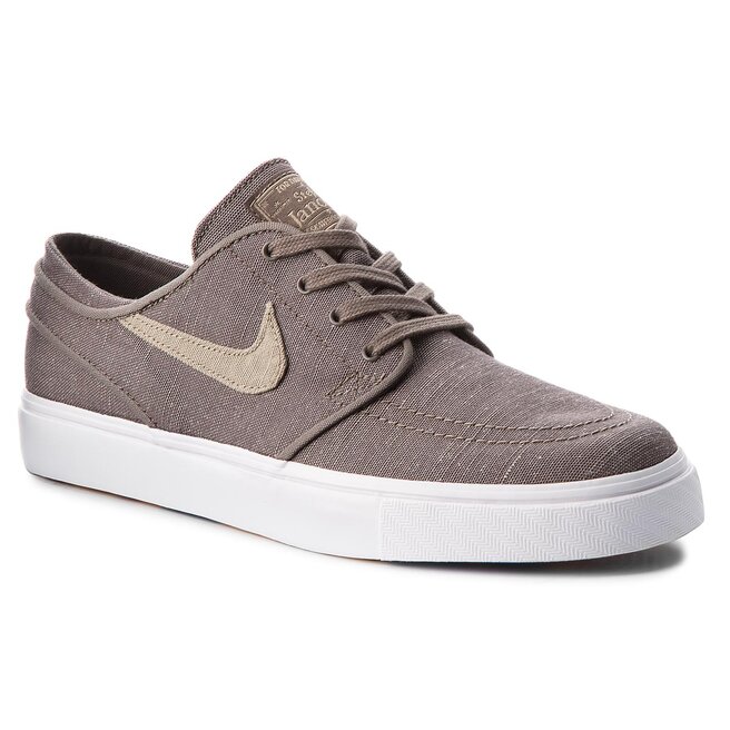 nike sb zoom janoski cvs dc