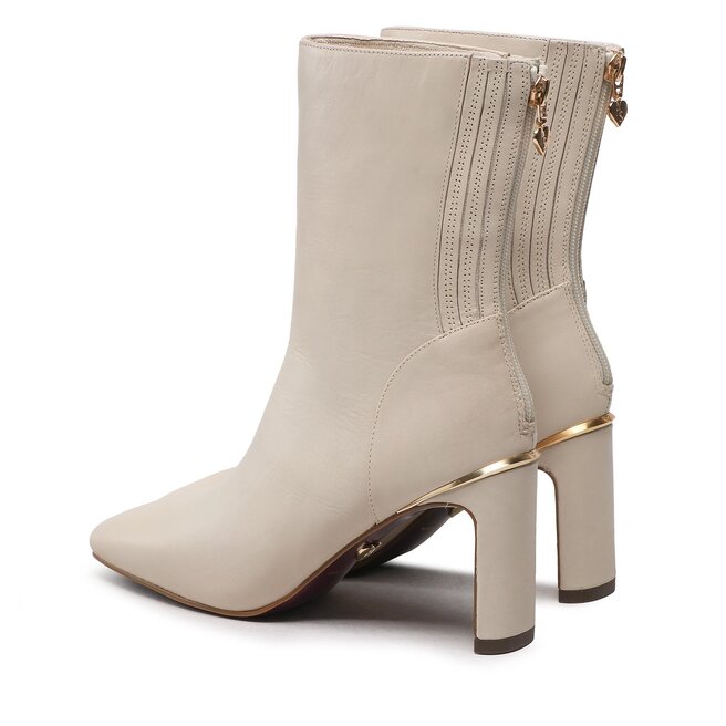 Bokacsizma Tamaris 1 25368 29 Ivory 218 ecipo.hu