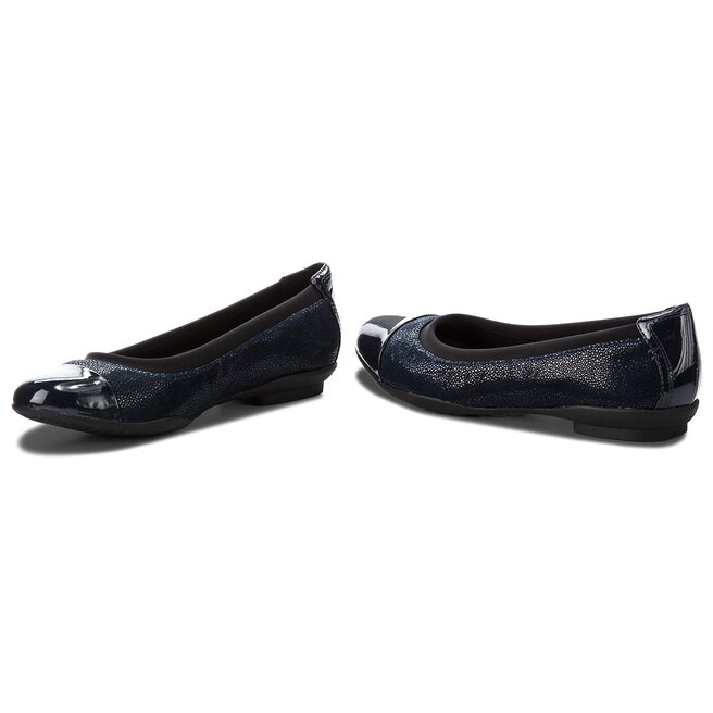 Clarks neenah garden navy 2025