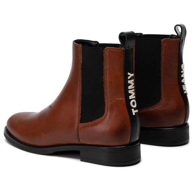 tommy pin logo chelsea boot