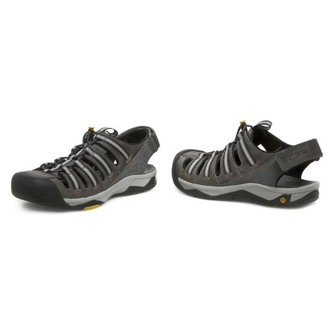 Clarks virtic sale run