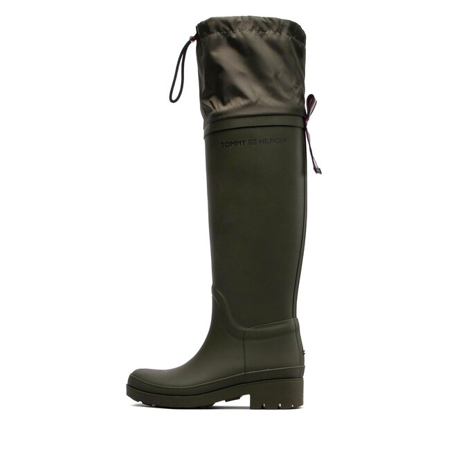 plaza dr martens