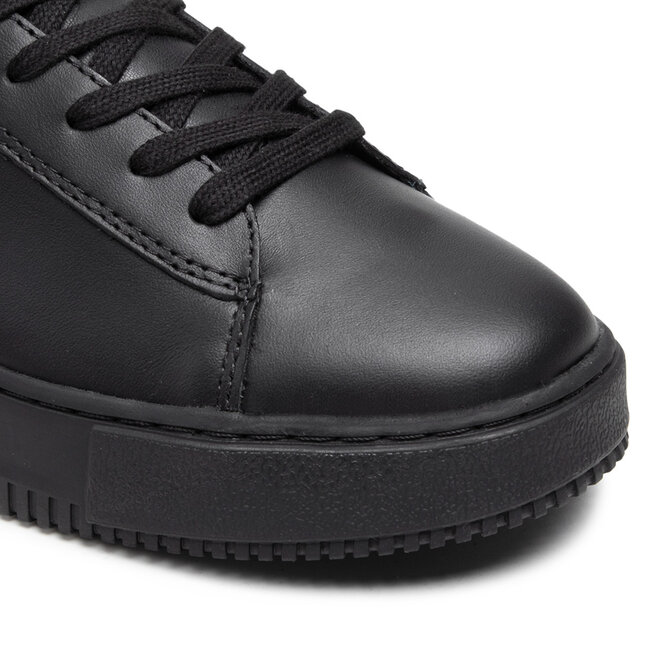 Сникърси Calvin Klein Jeans Chunky Sole Sneaker Laceup YM0YM00036 Black BDS  • Www.obuvki.bg