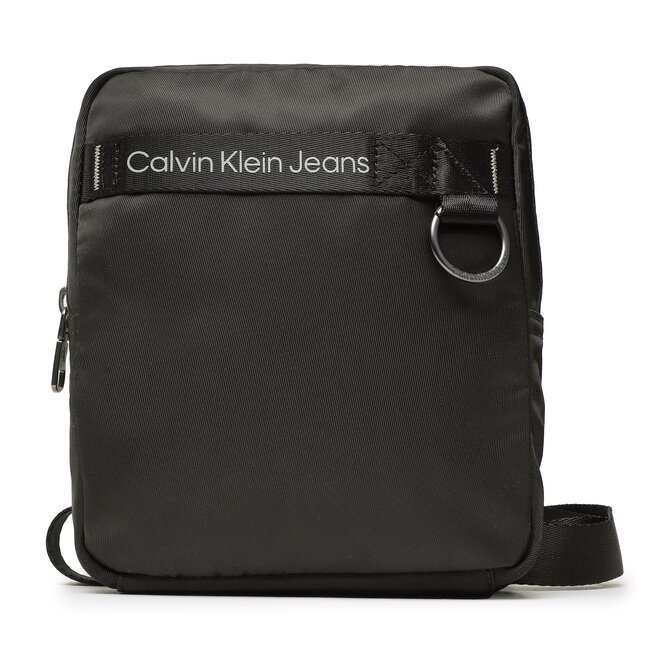 Geantă crossover Calvin Klein Jeans Urban Explorer Reporter I8 K50K509817 Negru Calvin imagine noua