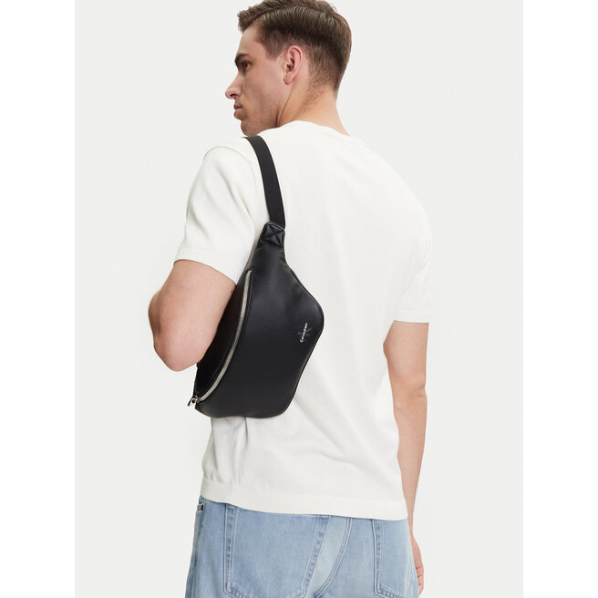 Nerka Calvin Klein Jeans Mono Logo Waistbag 38 LV04G3012G Czarny -