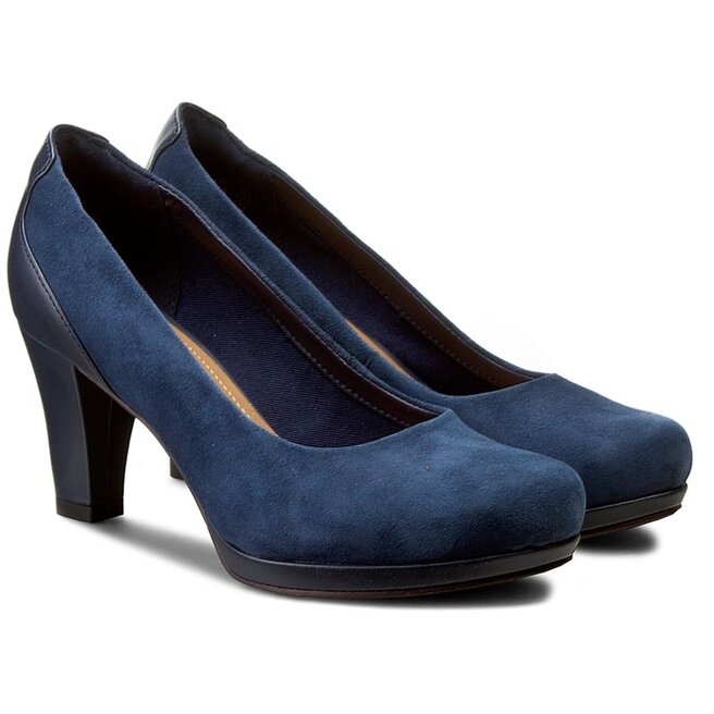 P buty Clarks Chorus Chic 261201354 Navy Suede eobuwie .pl