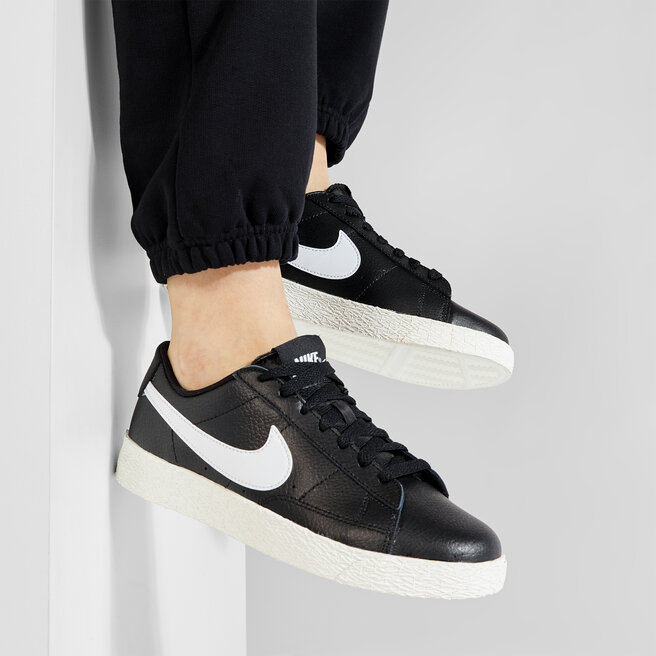 nike blazer low gs