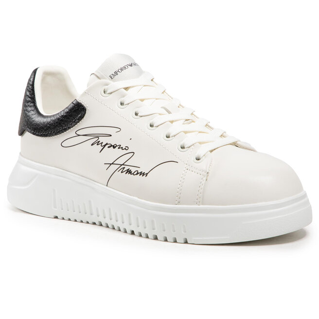 Sneakers Emporio Armani X4X264 XM670 N422 Off Wht/Black Armani imagine noua gjx.ro