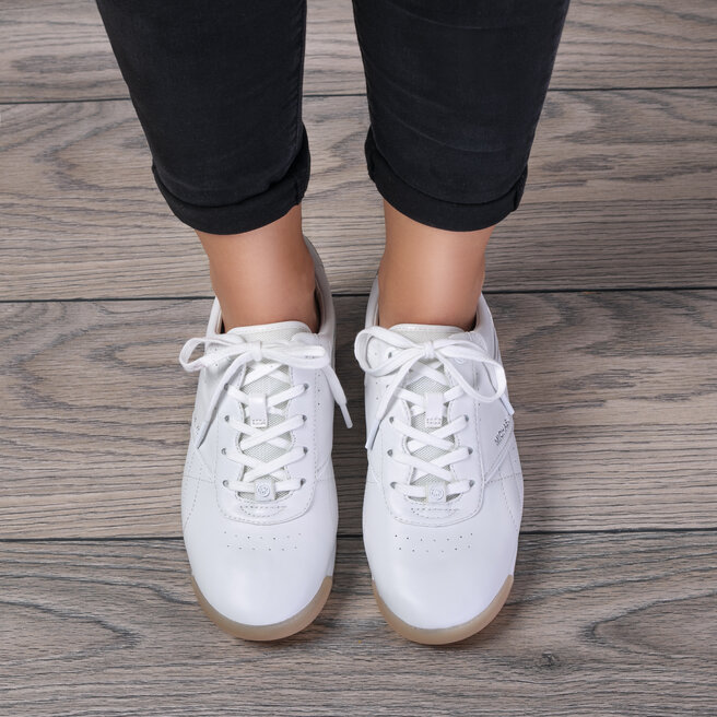 Michael kors addie cheap lace up sneakers