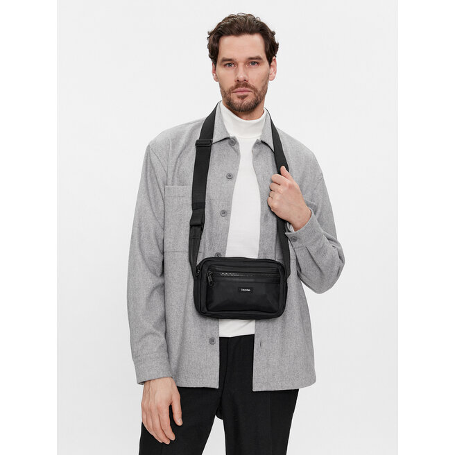 Borsellino Calvin Klein Ck Essential Camera Bag W Pckt K50K511206