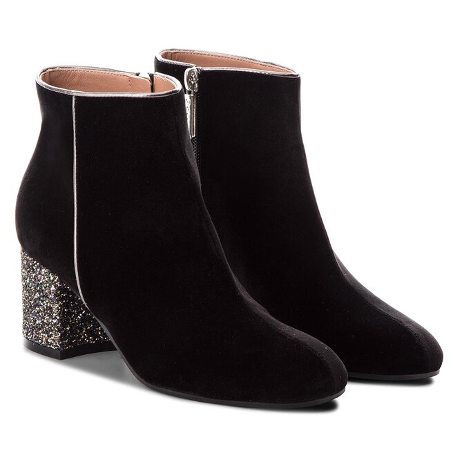 Botines pollini 2025