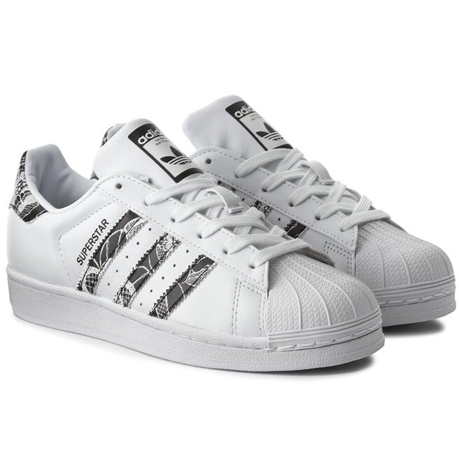 Cip adidas Superstar W BB0531 Ftwwht Cblack Spray ecipo.hu