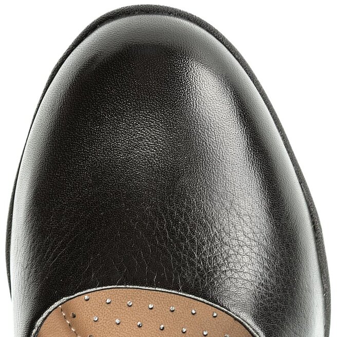 Clarks store adya clara