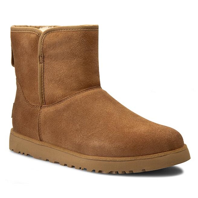 Ugg shop w cory