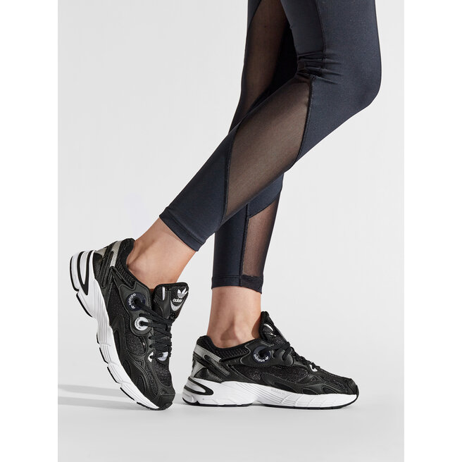 adidas Παπούτσια adidas Astir W GY5260 Cblack/Cblack/Ftwwht