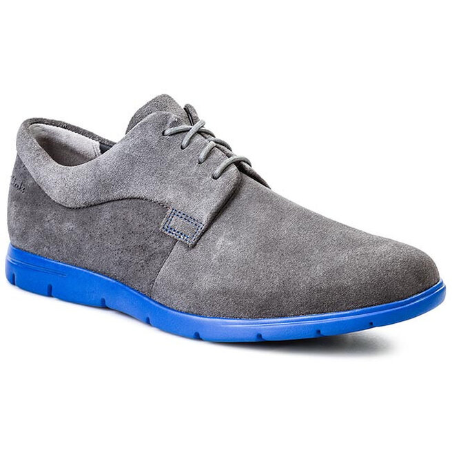 grey suede clarks