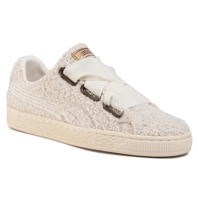 Puma heart white hotsell