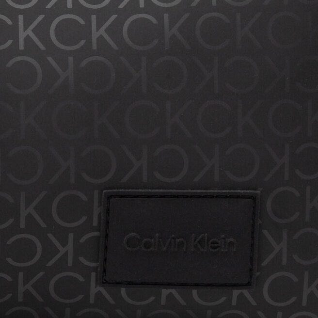 Calvin Klein Smink táska Calvin Klein Uv Mono Washbag K50K509760 Black Uv Mono 0IK