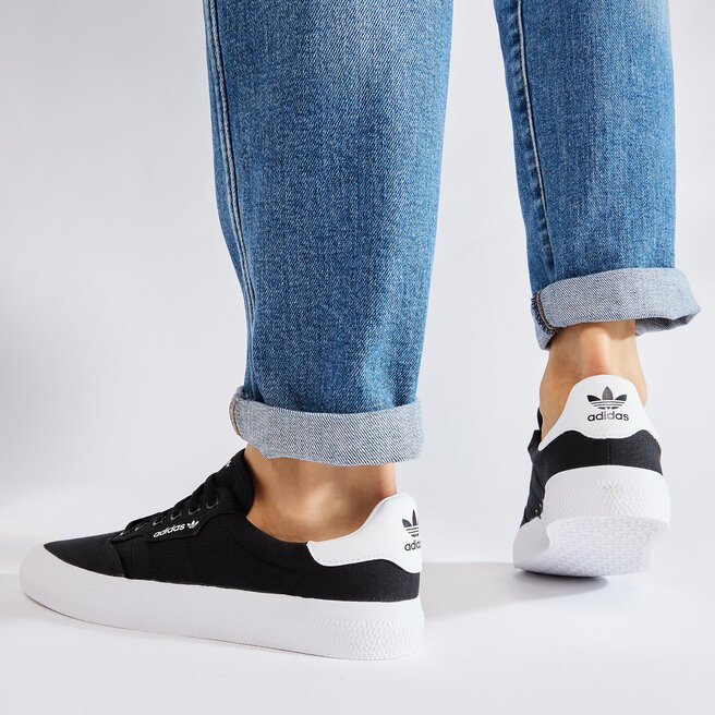 adidas Boty adidas 3Mc B22706 Cblack/Cblack/Ftwwht
