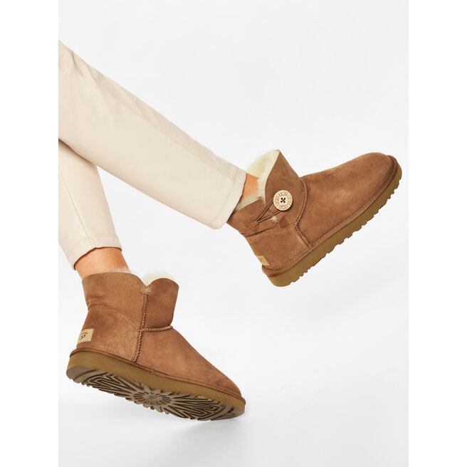 Ugg Pantofi Ugg W Mini Bailey Button II 1016422 W/Che