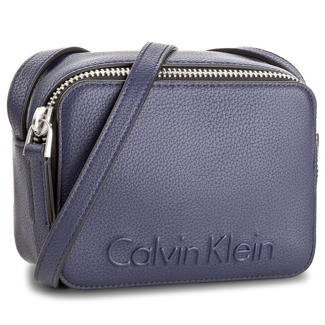 Calvin klein 2025 edge small crossbody