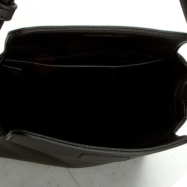 Rankinė Calvin Klein K3yla Plus Micro Crossbody K60K602103 1 •  Www.eavalyne.lt