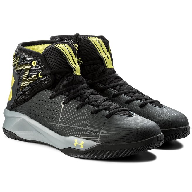 Under armour hot sale rocket 2 price