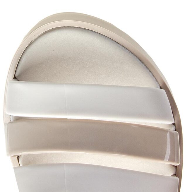 Melissa creatives flat top