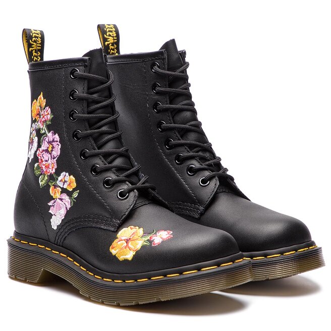 Vonda 2 dr hotsell martens