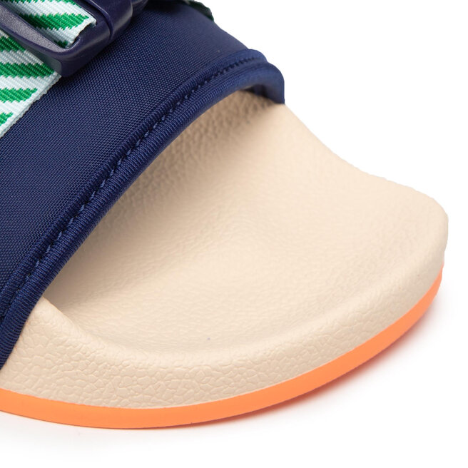 adidas Pantoletten adidas Pouchylette W GW9782 Ngtsky/Bliora/Blipnk