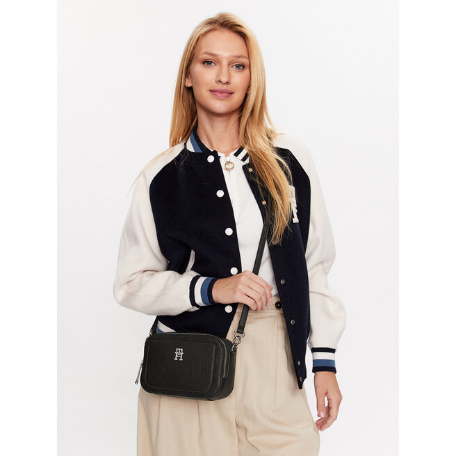 Tommy Hilfiger Táska Tommy Hilfiger Th Emblem Camera Bag AW0AW14501 BDS
