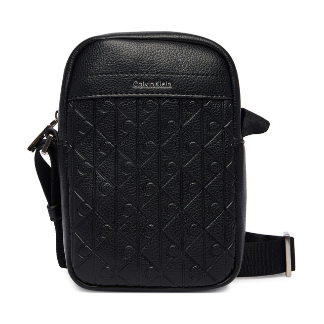 Saszetka Calvin Klein Emblem Aop Emboss Slim Reporter LV04D3228G Czarny -