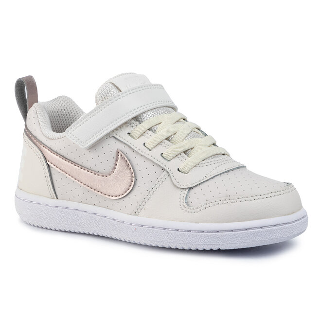 nike court borough psv